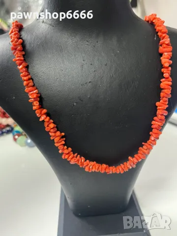 Колиета от червен корал