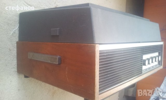 Стерео лампов магнетофон PHILIPS EL 3555A/22
                
                гр. София, с. Владая
                вчера
                                    295 лв 
                    150,83 € Стерео лампов магнетофон PHILIPS EL 3555A/22
                
                гр. София, с. Владая
                вчера
                                    295 лв 
                    150,83 €