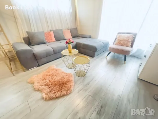 Sea Garden Elegance  →
		Обява 49563853