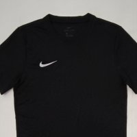 Nike DRI-FIT оригинална тениска M Найк спорт фитнес фланелка, снимка 2 - Спортни дрехи, екипи - 41406215