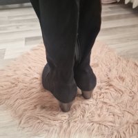 Елегантни черни велурени чизми - 55,00лв., снимка 3 - Дамски ботуши - 44343690