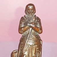 Старинна метална статуетка Жана д'Арк , снимка 5 - Антикварни и старинни предмети - 41760908