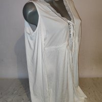 Бяла блуза - туника р-р ХЛ, снимка 4 - Туники - 42504000