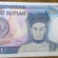 Индонезийски рупии, снимка 1 - Нумизматика и бонистика - 44398992