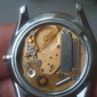 Часовник Raketa quartz. Made in USSR. Vintage watch. Ретро часовник. Ракета. Кварцов механизъм. , снимка 4 - Мъжки - 42090398