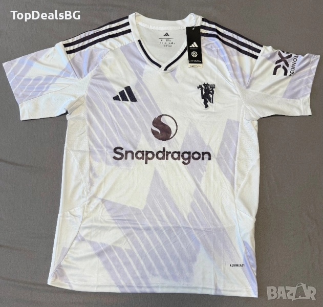 Футболен екип на Manchester United, Fernandes, снимка 1