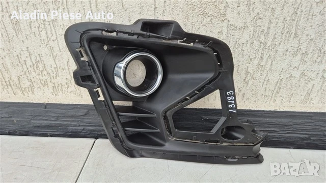 Дясна прожекторна решетка Kia Rio година 2021 2022 2023 2024 код 86564-H8ACO, 86564H8ACO , снимка 1