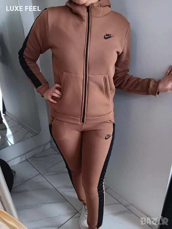 Ватиран Дамски Екип - лого Бродирано , снимка 1