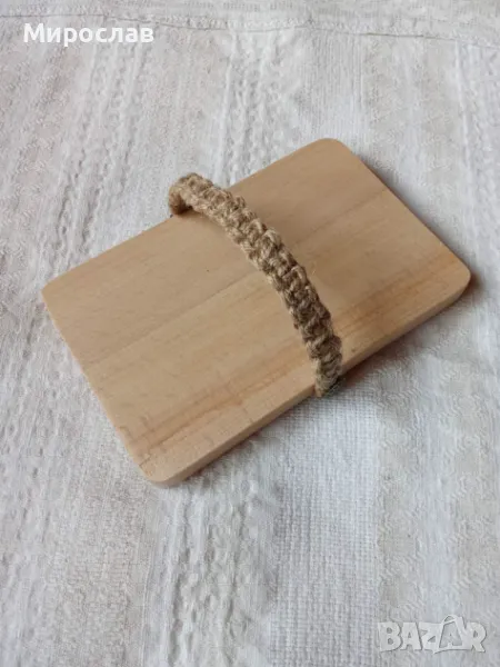 Дървен масажор за тяло на пирамидки., снимка 1