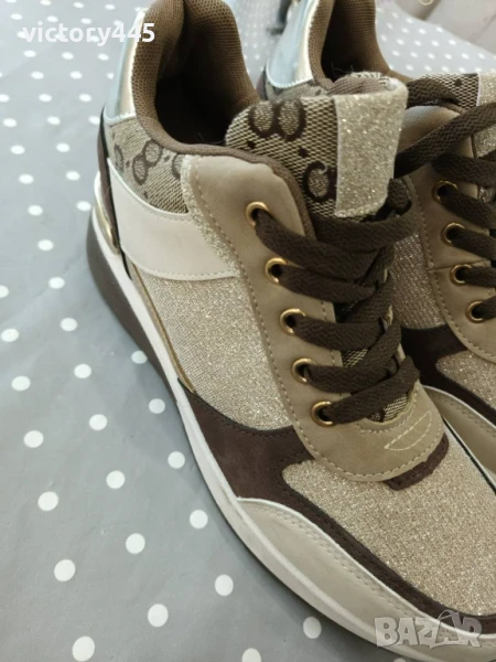 Дамски обувки,кецове с вградена платформа , снимка 1