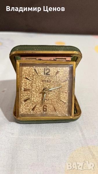Стар часовник в кутия, снимка 1