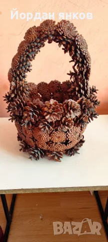 кошница от борови шишарки