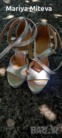 Продавам дамски  официални  обувки, снимка 4 - Дамски обувки на ток - 51540013