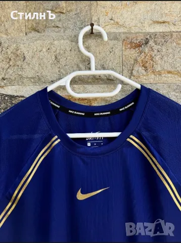 Блузка Nike, снимка 3 - Тениски - 47440896