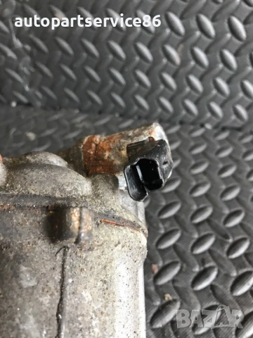 Компресор за климатик за Citroen/Peugeot C5 1.6 HDi (2006) 9648238480, снимка 2 - Части - 53509082