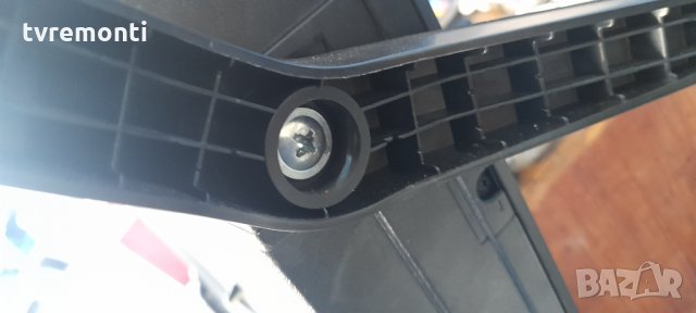 оригинална стойка телевизор Hitachi модел 55HK5100, снимка 5 - Стойки, 3D очила, аксесоари - 35865697