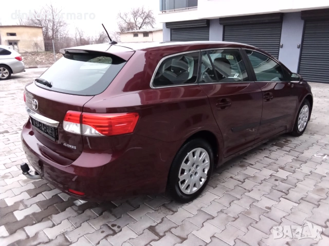 Toyota Avensis 2.0D4D-124kc. 6ck. FACELIFT, снимка 8 - Автомобили и джипове - 53223590