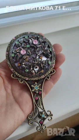 Старинно огледалце от метал с орнаменти и разноцветни камъни, снимка 6 - Антикварни и старинни предмети - 53841044
