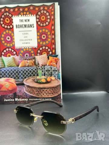 очила с калъф, кутия и ув защита cartier off white dolce gabbana , снимка 10 - Слънчеви и диоптрични очила - 51093117