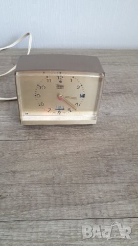 Стар немски будилник на ток, снимка 8 - Антикварни и старинни предмети - 41857065