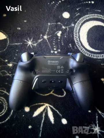 Controller: Nacon Revolution 5 за PC, PS4, PS5, снимка 2 - Джойстици и геймпадове - 56106717
