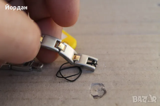 Дамски часовник ''Charles Delon'', снимка 4 - Дамски - 48572524