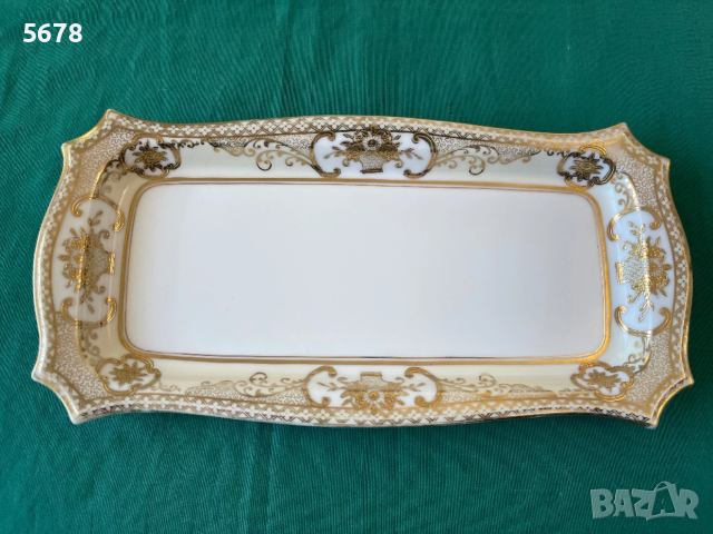 Рядко японско плато 