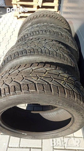 Комплект 4бр. Зимни гуми TIGAR SUV WINTER 235/55 19 , 105V 235/55 19, снимка 2 - Гуми и джанти - 52998320
