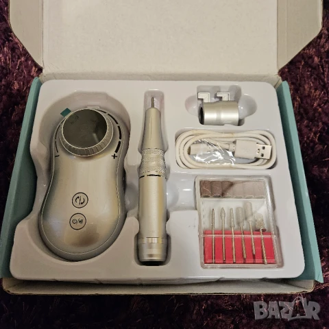 Пила сива, с много аксесоари, за сваляне на геллак, с гюлотина, снимка 2 - Продукти за маникюр - 50748512