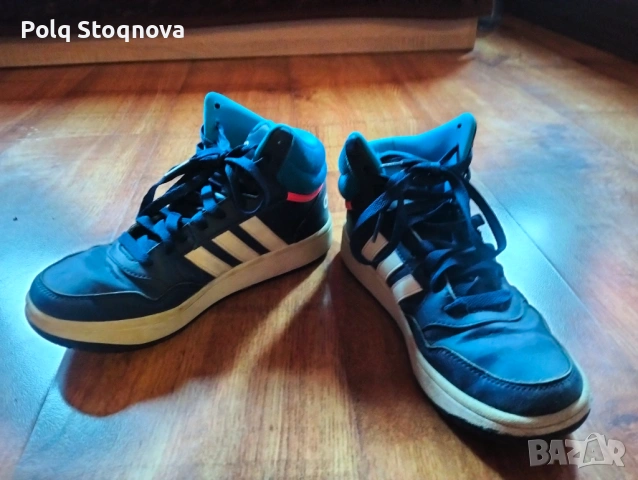 Обувки Адидас номер 37, снимка 2 - Детски обувки - 53441001