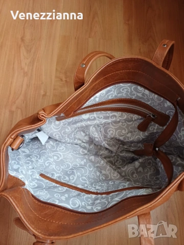 Дамска Чанта цвят Камел, снимка 4 - Чанти - 53284931