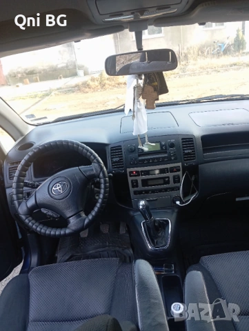 Тойота Корола версо, снимка 6 - Автомобили и джипове - 53287272