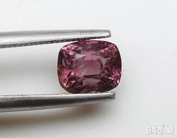 Шпинел от Мианмар с интензивен Падпараджа цвят 1.09кт.! Нов!, снимка 4 - Други - 50499224