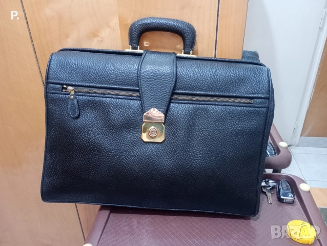 Чанта естествена кожа, много здрава!!!