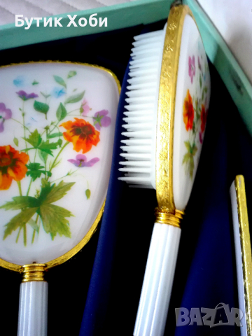 Ретро тоалетен комплект , снимка 8 - Антикварни и старинни предмети - 36265427