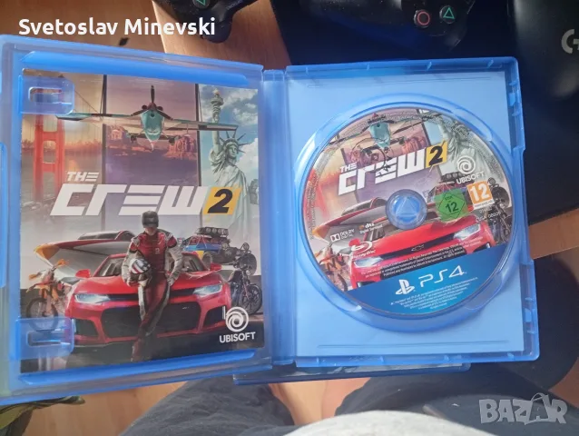 продавам PlayStation 4 pro с два джойстика захранващ кабел и няколко игри продажбата е поради ъпдейт, снимка 12 - PlayStation конзоли - 55949600
