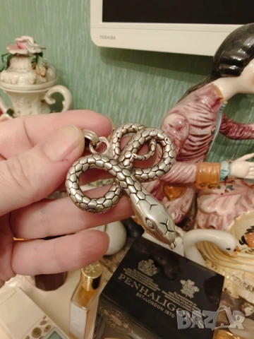 Масивна авторска сребърна висулка духано сребро 