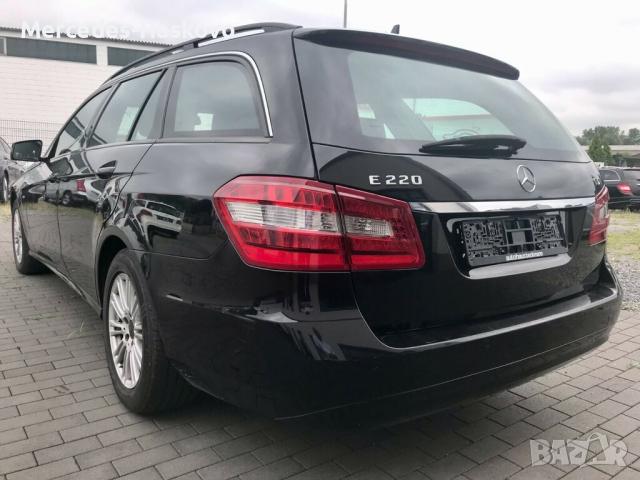 Mercedes-Benz E 220, снимка 7 - Автомобили и джипове - 36209433