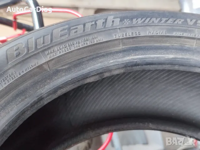 Зимни гуми YOKOHAMA 215/50/17, снимка 3 - Гуми и джанти - 48910203