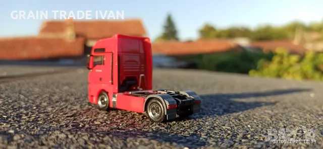 Влекачи MAN, DAF. Herpa 1/87, снимка 4 - Колекции - 55943971