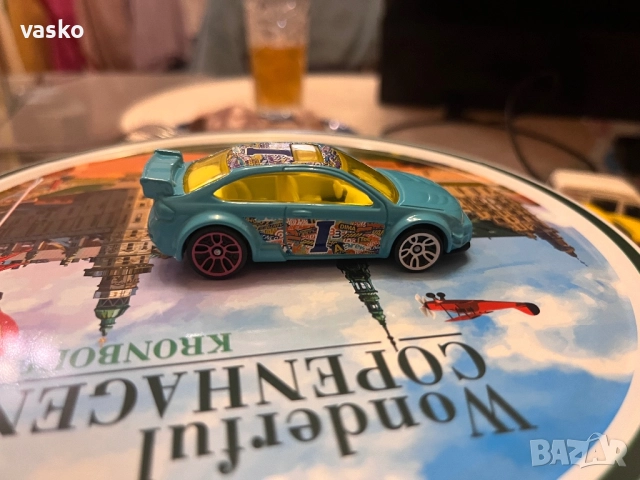 Hotwheels Форд Фокус, снимка 3 - Колекции - 52794155