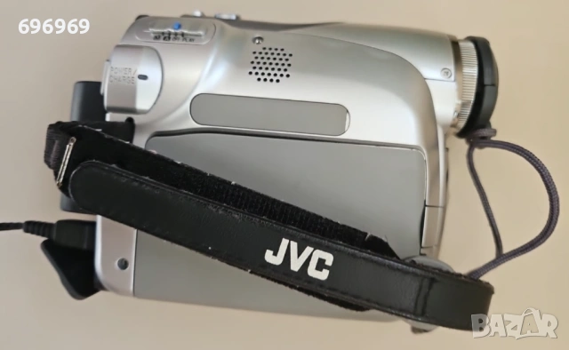 Мини DV видеокамера JVC GR-D250, снимка 5 - Камери - 53322437
