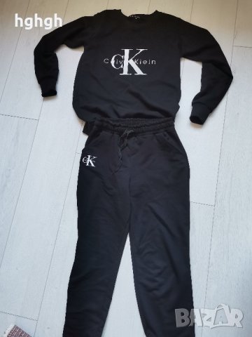 Дамски комплект Calvin Klein, снимка 1 - Спортни екипи - 44444581