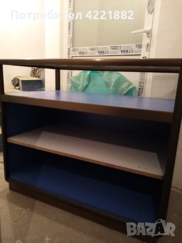 Продавам щанд маса, снимка 3 - Стелажи и щандове - 52648603