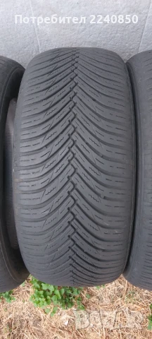 Продавам гуми , снимка 2 - Гуми и джанти - 51135912