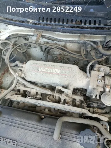 Мазда 323F, снимка 6 - Автомобили и джипове - 50140384
