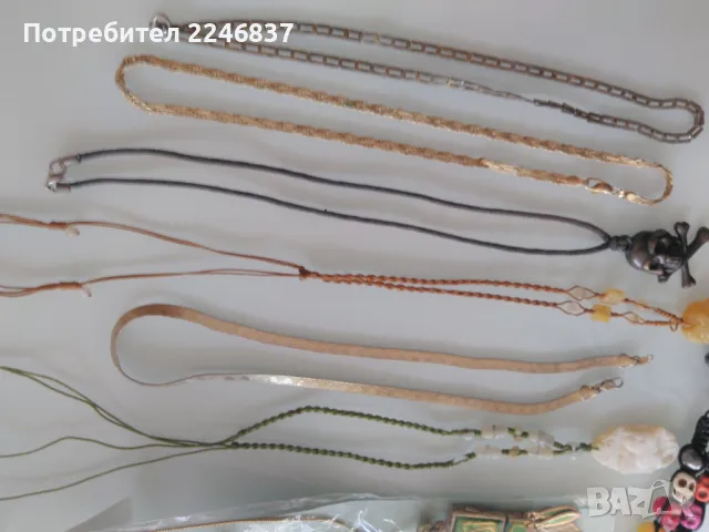 Колиета , снимка 2 - Колиета, медальони, синджири - 50197485