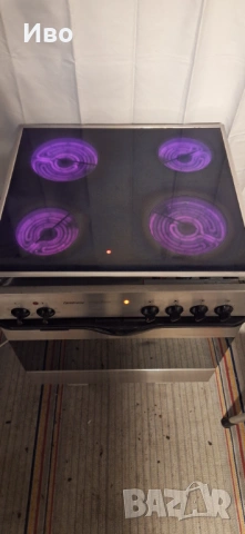 Фурна за вграждане с керамични котлони , снимка 4 - Печки, фурни - 53407528