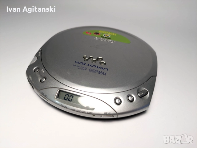 Sony Walkman D-E221 с кутия и всичко налично, снимка 2 - Аудиосистеми - 52941067