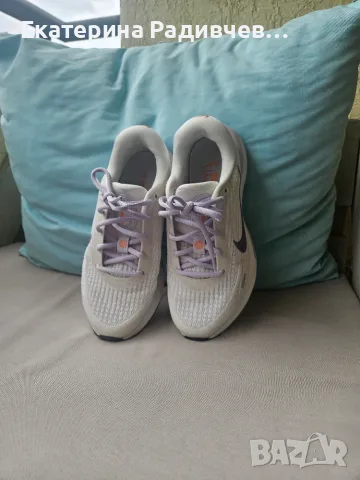 Дамски маратонки nike, снимка 2 - Маратонки - 56160406